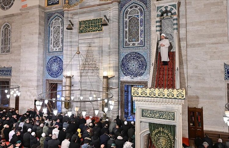 Diyanet İşleri Başkanı Arpaguş: Bu bayram, cana kıyanların değil, hayat verenlerin bayramıdır 1 Diyanet İşleri Başkanı Arpaguş: Bu bayram, cana kıyanların değil, hayat verenlerin bayramıdır