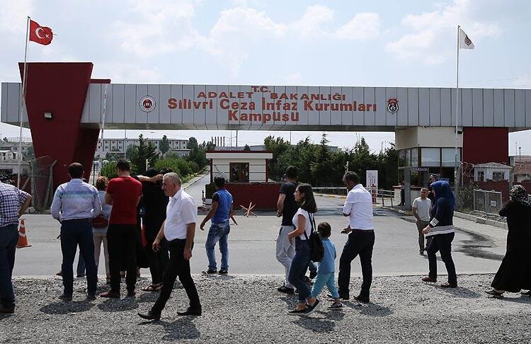 Hüsnü Yusuf Turabiç yazdı I İran dersleri; “Af da dahil olmak üzere…” 1 Hüsnü Yusuf Turabiç yazdı I İran dersleri; “Af da dahil olmak üzere…”