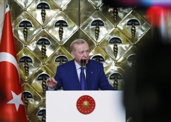 Erdoğan: Bir tek ferdin kılına zarar gelmemesi için dikkatli olmaya devam edeceğiz