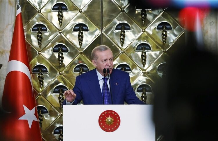 Erdoğan: Bir tek ferdin kılına zarar gelmemesi için dikkatli olmaya devam edeceğiz 1 Erdoğan: Bir tek ferdin kılına zarar gelmemesi için dikkatli olmaya devam edeceğiz