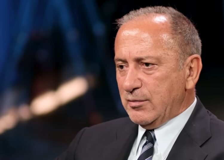 Fatih Altaylı beyninde büyüyen kitle nedeniyle ameliyata alındı 1 Fatih Altaylı beyninde büyüyen kitle nedeniyle ameliyata alındı