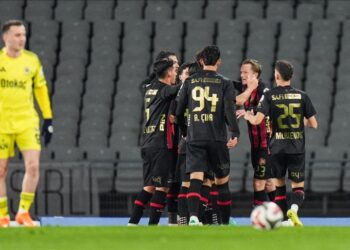 Safa Kar yazdı I Namağlup ünvanı da gitti, şampiyonluk da… 7 Safa Kar yazdı I Namağlup ünvanı da gitti, şampiyonluk da…