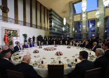 Hüsnü Yusuf Turabiç yazdı I Eksik iftar!