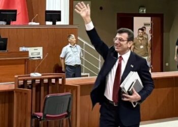 Hüsnü Yusuf Turabiç yazdı I Duruşmada ilk anlar; İmamoğlu heyecanlı, ortam gergin!