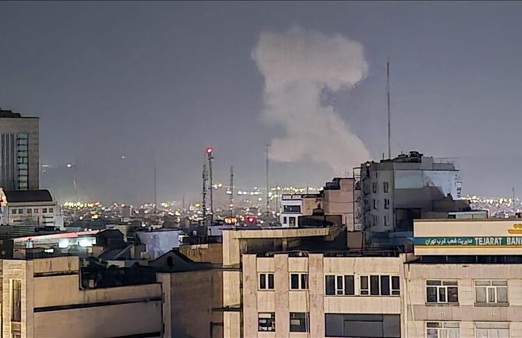 Trump duyurmuştu: ABD'den İran'a yeni saldırı 1 Suna Yaman yazdı I Mossad’ın İran hesabı neden tutmadı? Washington–Tel Aviv hattında stratejik yanılgı