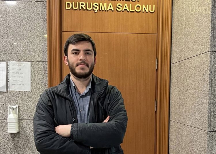 Gazeteci İsmail Arı tutuklandı 1 Gazeteci İsmail Arı “halkı yanıltıcı bilgiyi alenen yayma” suçlamasıyla tutuklandı