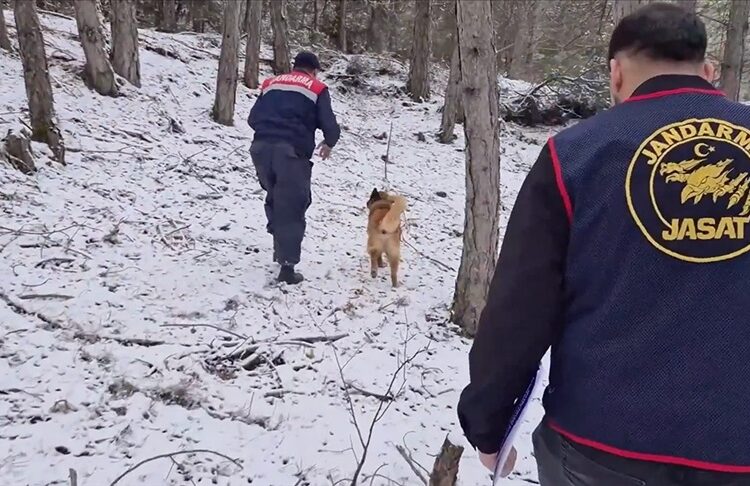 10 yıl önce öldürülen 2 kadının cinayet şüphelileri izmarit üzerinden bulundu