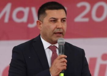 Kuşadası Belediye Başkanı Ömer Günel "rüşvet" ve "irtikap" suçlamasıyla gözaltına alındı 2 Kuşadası Belediye Başkanı Ömer Günel “rüşvet” ve “irtikap” suçlamasıyla gözaltına alındı