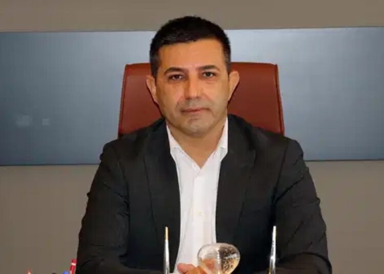 Kuşadası Belediye Başkanı Günel görevden alındı 1 Kuşadası Belediye Başkanı Günel görevden alındı