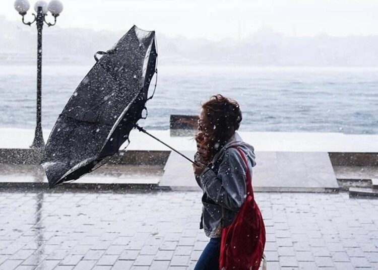 Meteoroloji'den kuvvetli yağış ve fırtına uyarısı 1 Meteoroloji’den kuvvetli yağış ve fırtına uyarısı
