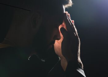 Bünyamin Ünal yazdı I Melankolinin Konforu: Beyin Kendi Acısından Neden Haz Alır?