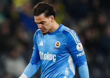 Fenerbahçe'den Ederson'a para cezası 4 Fenerbahçe’den Ederson’a para cezası