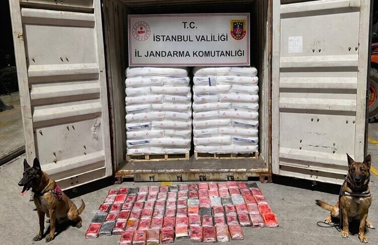 İstanbul’da 106 kilogram kokain ele geçirildi