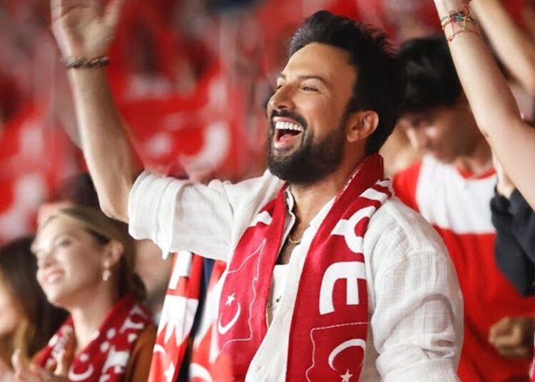 Tarkan’dan Milli Takım için yeni marş sinyali 1 Tarkan’dan Milli Takım için yeni marş sinyali