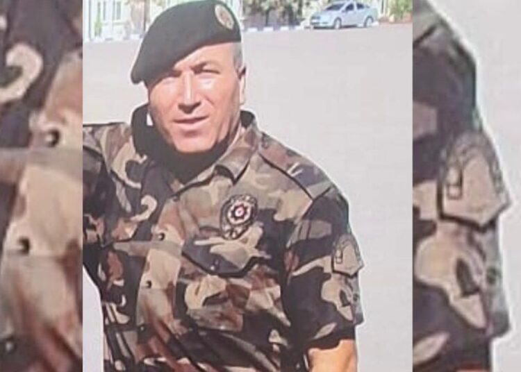 Özel harekat polisi silahla vurulmuş halde bulundu