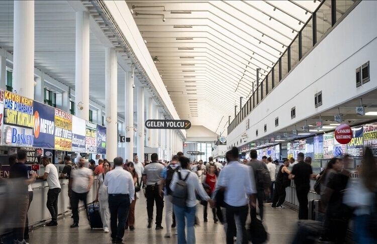 Otobüs bileti 12 saat kalana kadar tam iade edilebilecek 1 Otobüs bileti 12 saat kalana kadar tam iade edilebilecek