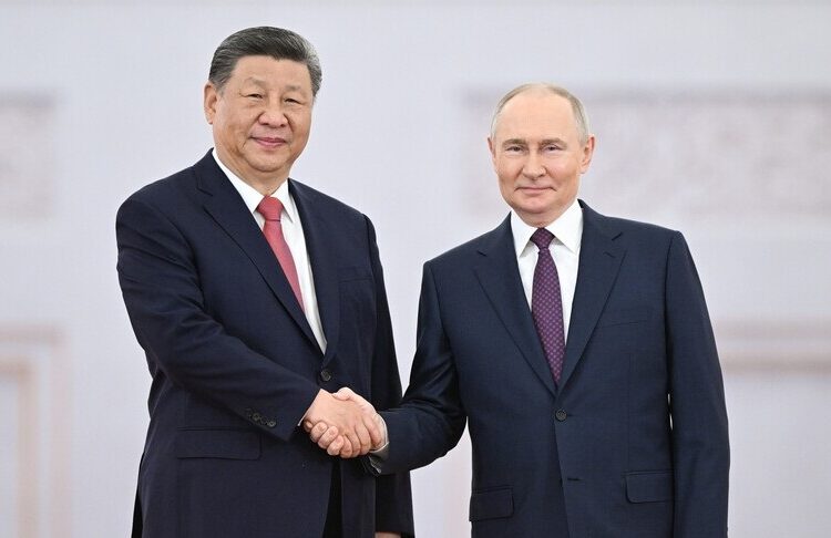 Suna Yaman yazdı I Pasifik’te Sular Isınıyor 1 ABD Başkanı Trump’ın ardından Putin de Pekin’de