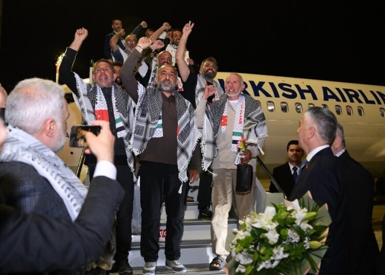 Sumud Filosu aktivistleri İstanbul'a geldi 1 Sumud Filosu aktivistleri İstanbul’a geldi