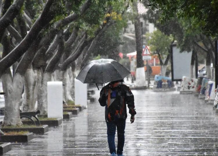 Meteoroloji gök gürültülü sağanak beklenen illeri duyurdu 1 Meteoroloji gök gürültülü sağanak yağış uyarısı yaptı