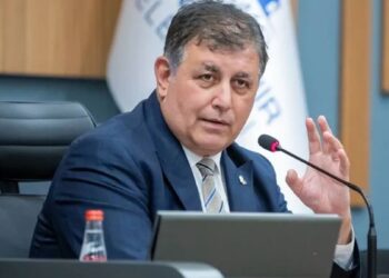 CHP’li İzmir Büyükşehir Belediye Başkanı Tugay partisinden istifa etti