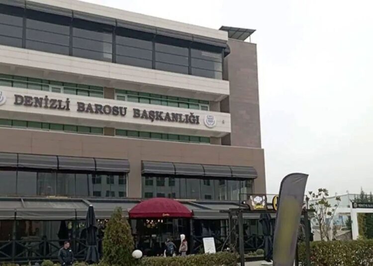 Denizli Barosu Başkanı ve 11 avukat gözaltına alındı 1 Denizli Barosu Başkanı ve 11 avukat gözaltına alındı