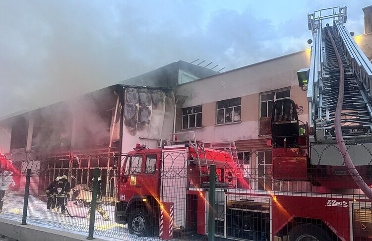 Konya Karatay’da yangına müdahale eden itfaiye personeli şehit oldu