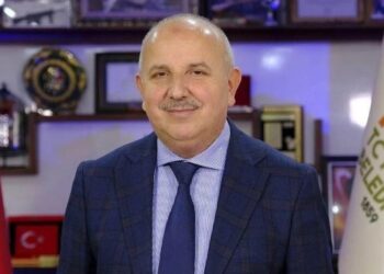 Hapis cezası alan AK Partili başkan görevden uzaklaştırıldı