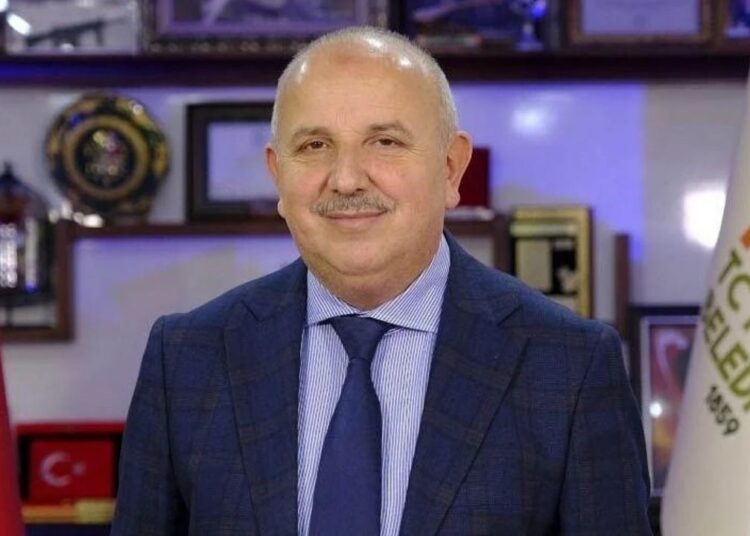 Hapis cezası alan AK Partili başkan görevden uzaklaştırıldı 1 Hapis cezası alan AK Partili başkan görevden uzaklaştırıldı