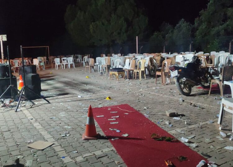 Kına gecesinde kalabalığın üzerine pompalı tüfekle ateş açıdı