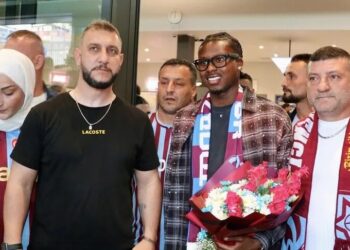 Yeni transferlerden Sidny Lopes Cabral, Trabzon’a geldi