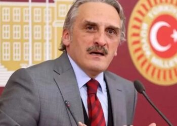 Ahmet Hamdi Çamlı’dan Trump’la ilgili ilginç tepki: Mahcubiyet duyuyor ve utanıyorum