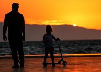 Uzmanlardan yaz tatilinde çocukların doğa ve aile büyükleriyle vakit geçirmesi önerisi
