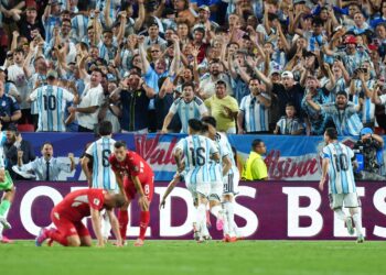 Arjantin, uzatmalarda bulduğu 2 golle İsviçre’yi 3-1 yendi