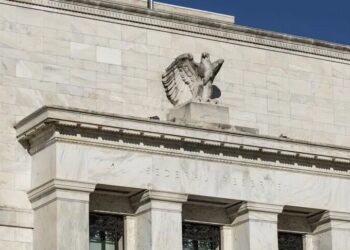 Fed faiz oranını sabit tuttu