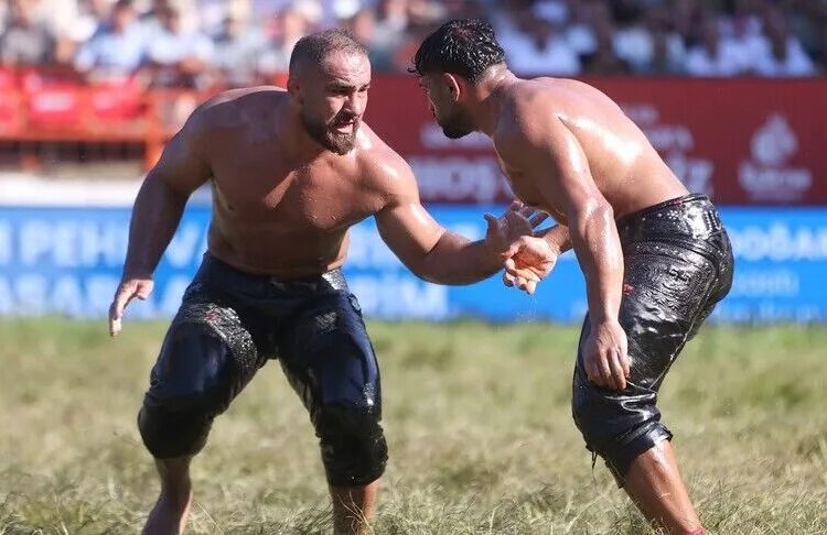 Kırkpınar’da çeyrek finale yükselen başpehlivanlar belli oldu