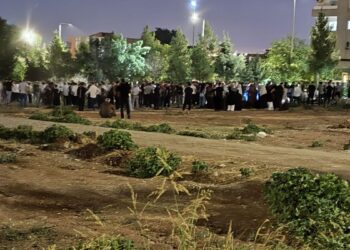 Mezarlıkta silahlı saldırı: AK Parti’li yönetici, oğlu ve yeğeni öldürüldü