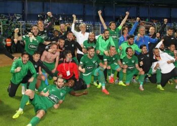 Türk futbolunun köklü kulübü lig başlamadan küme düştü
