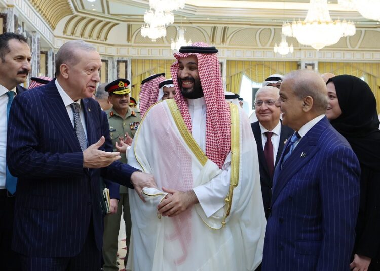 Pakistan’dan "Mekke Savunma Anlaşması’nı uygulama zamanı geldi" açıklaması 1 Suna Yaman yazdı I Türkiye’nin yeni Ortadoğu denklemi