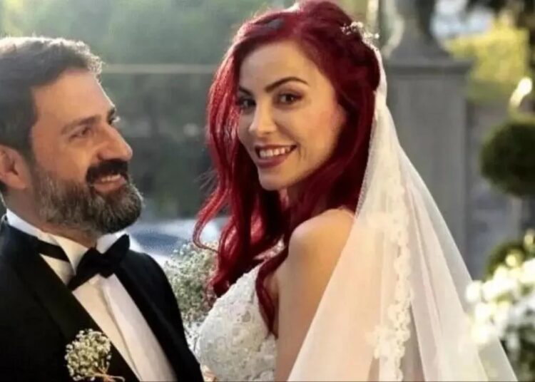 Spiker Erhan Çelik’in boşanma aşamasındaki eşi Özlem Gültekin hayatını kaybetti