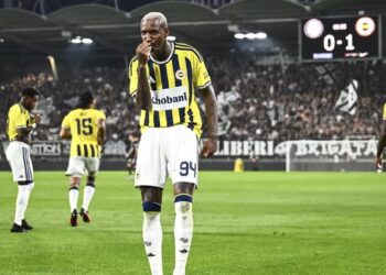 Sturm Graz’ı yenen Fenerbahçe Devler Ligi’nde play-off’ta