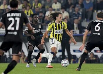 Berabere kalan Fenerbahçe, turu Fransa’ya bıraktı