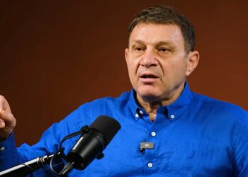 Hakkında soruşturma başlatılan emekli Amiral Türker Ertürk gözaltına alındı