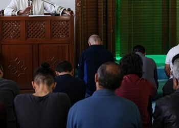 Kemal Albayrak yazdı I Vaaz edenle vaat edenler!