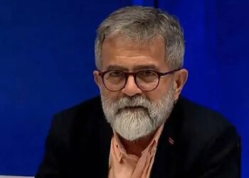 "Bir bakan istifa edecek" demişti: Gazeteci Ali Tarakcı hakkında gözaltı kararı 9 “Bir bakan istifa edecek” demişti: Gazeteci Ali Tarakcı hakkında gözaltı kararı
