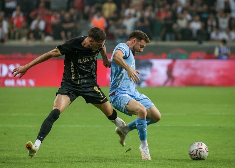Merkez Hakem Kurulu: Amedspor-Trabzonspor maçındaki gol geçersiz sayılmalıydı 1 Amedspor, sahasında Trabzonspor’u mağlup etti