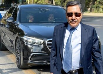 Gökçek’in Mercedes’iyle Ankara’da 5 ev alınabiliyor
