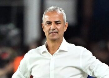 Fenerbahçe, teknik direktör İsmail Kartal’ın görevinin başında olduğunu açıkladı