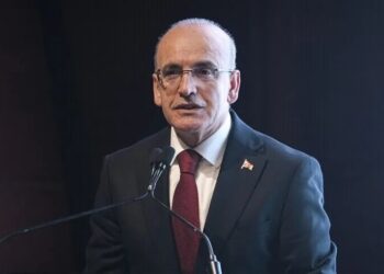 Mehmet Şimşek “istifa” iddialarını yalanladı