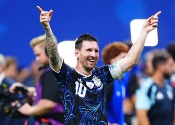 Tarihin en çok kupa kazanan futbolcusu Messi, 48. şampiyonluğuna ulaştı 6 Tarihin en çok kupa kazanan futbolcusu Messi, 48. şampiyonluğuna ulaştı