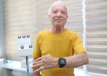 Teknokentte üretilen titreşimli bileklik, Parkinson hastalarının hayatını kolaylaştırıyor